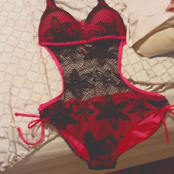 Corsets - Picture 1 of 4